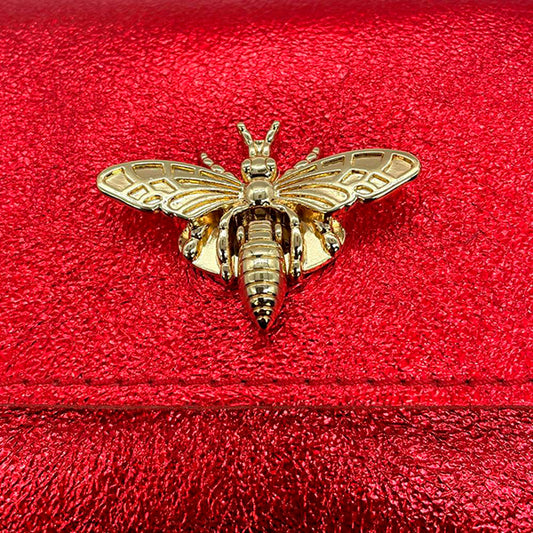 Bolso de Hombro Piel Pequeño con Broche de Abeja