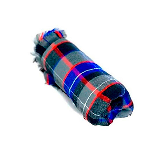 Bufanda Gruesa con Estampado de Cuadros y Flecos