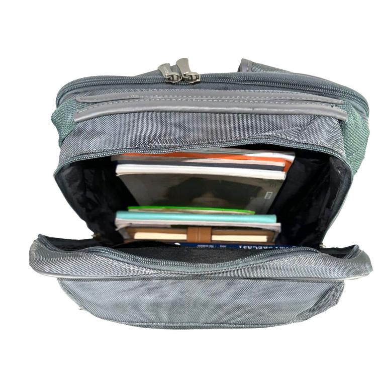 Mochila de nailon de caballero con marca Charro