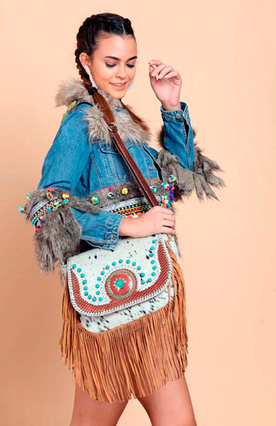 Bolso Bandolera Boho de Piel Artesanal con Flecos