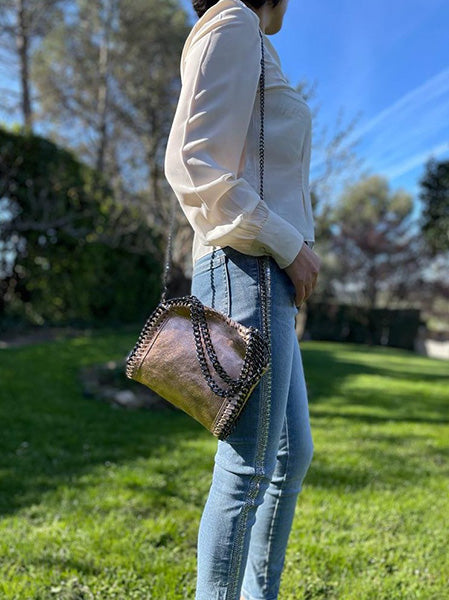 Bolso de Mano de Piel Metalizada con Asa de Cadena