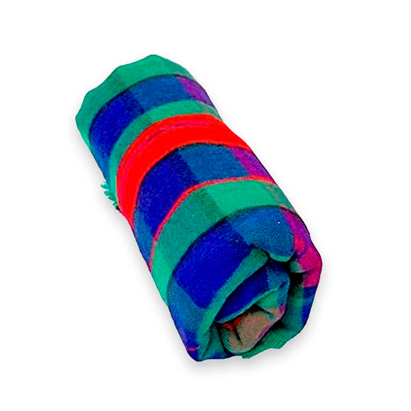 Bufanda Gruesa con Estampado de Cuadros y Flecos