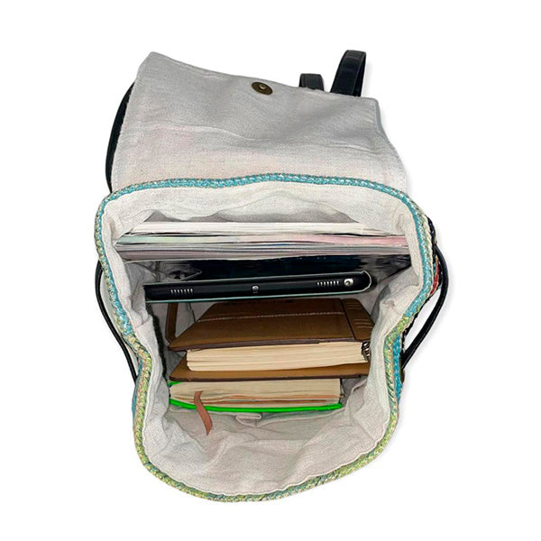 Mochila Boho de Rafia Artesanal con Estampado de Rayas